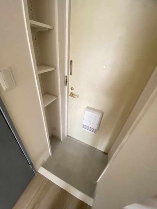 ジョイフル浦和の玄関