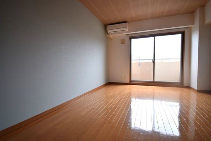 M CHATELET IZUMI CHUOの居間