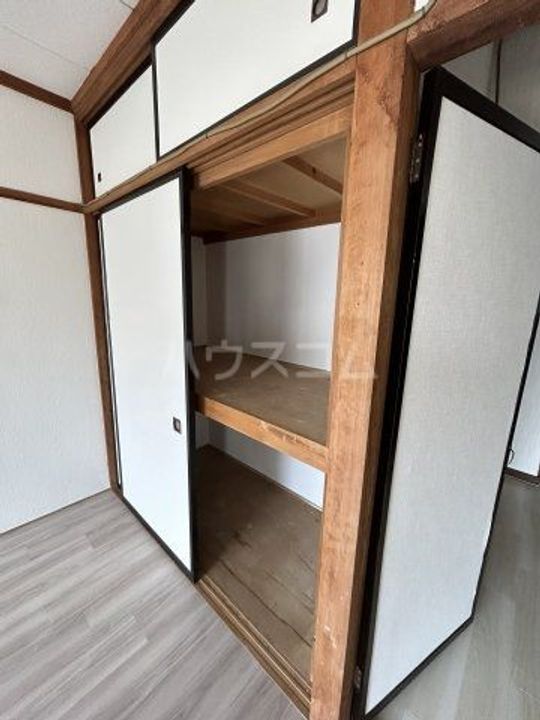 乙羽コーポの内装
