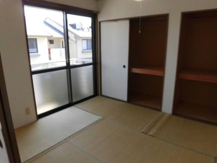 リバーサイド森町IIの内装
