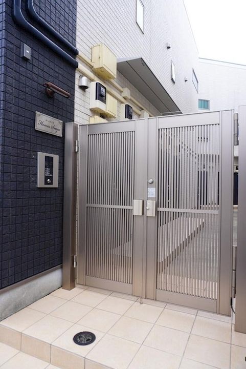 ホームズ千住の地図