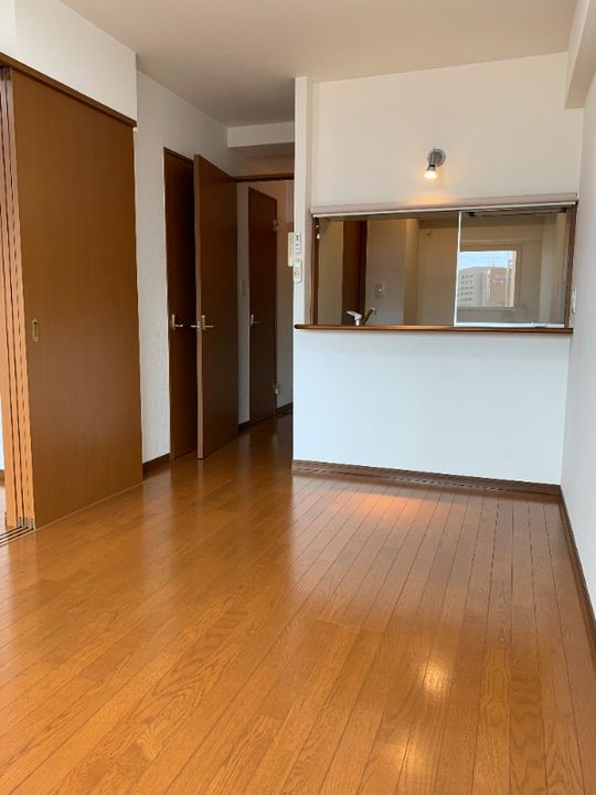 リファレンス九品寺の居間