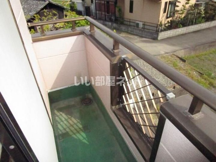 メインライトIIの内装