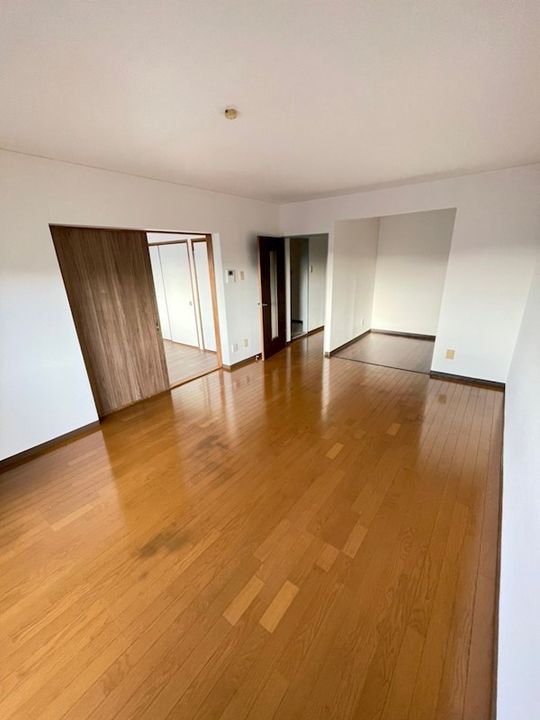 神奈川県平塚市東中原1(マンション)の賃貸物件の居間