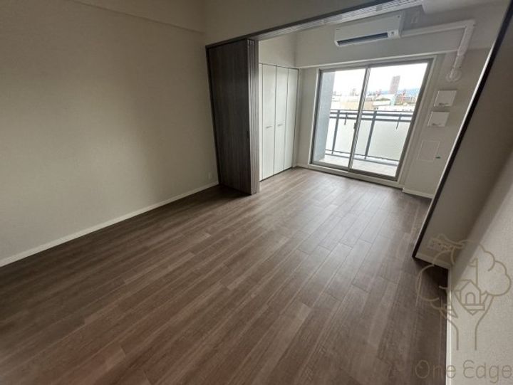 S-RESIDENCE天満橋arの居間