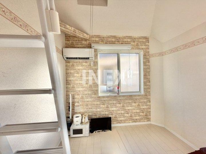 神奈川県横浜市鶴見区生麦4(アパート)の賃貸物件の居間