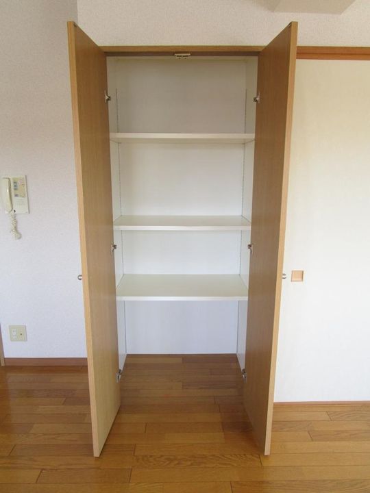 ウィステリア ヴィラの内装