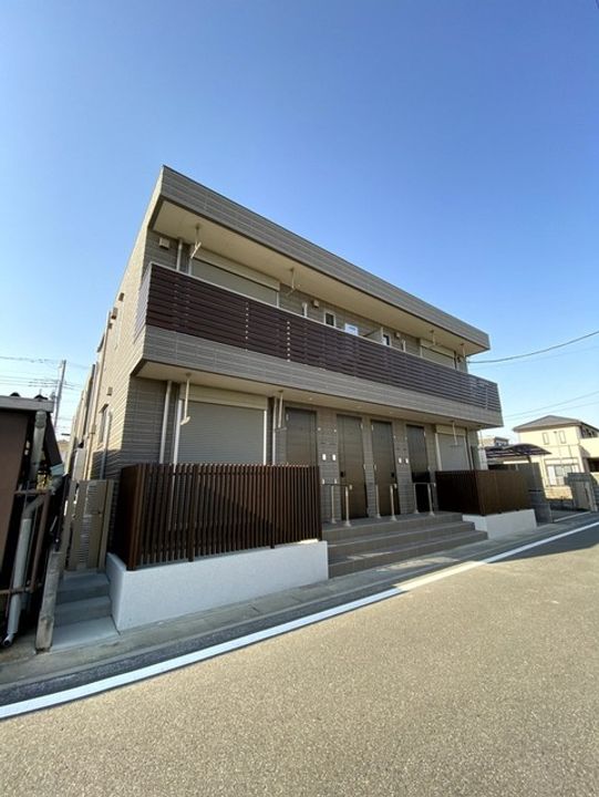 エマーサの外観