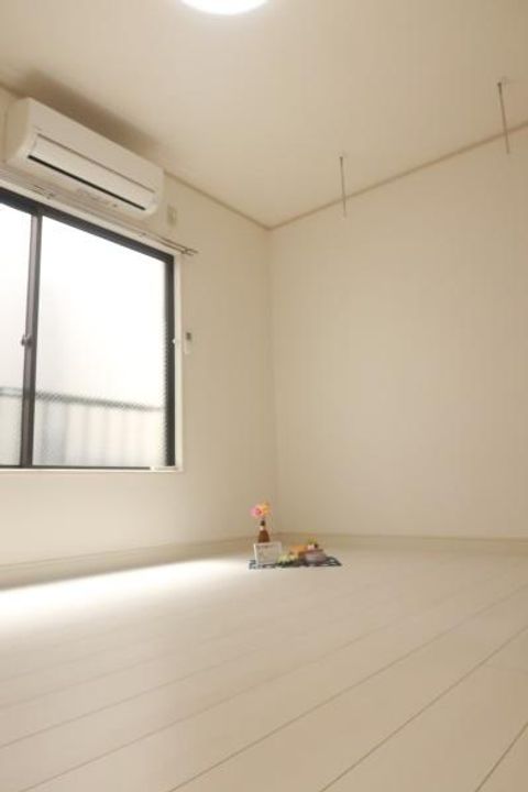 東京都江戸川区中葛西5(マンション)の賃貸物件の居間