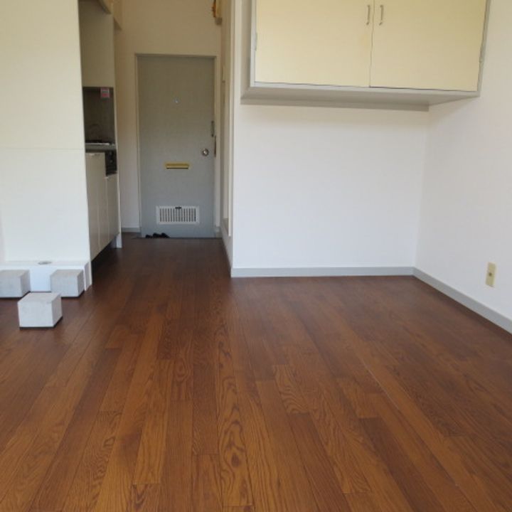 ハイツくらしの居間