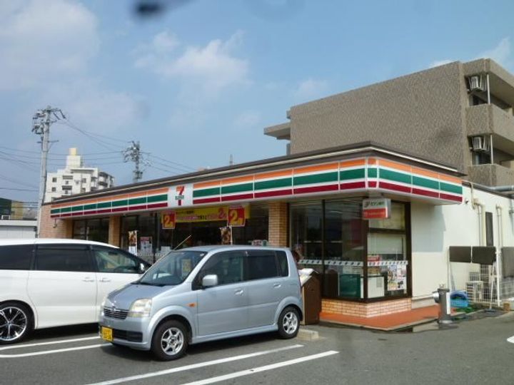 SUN HILLS Bの周辺
