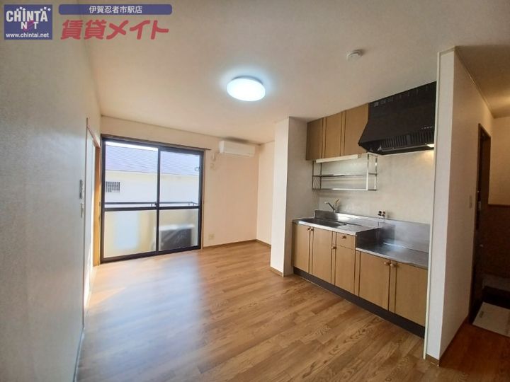 コーポルグランの居間