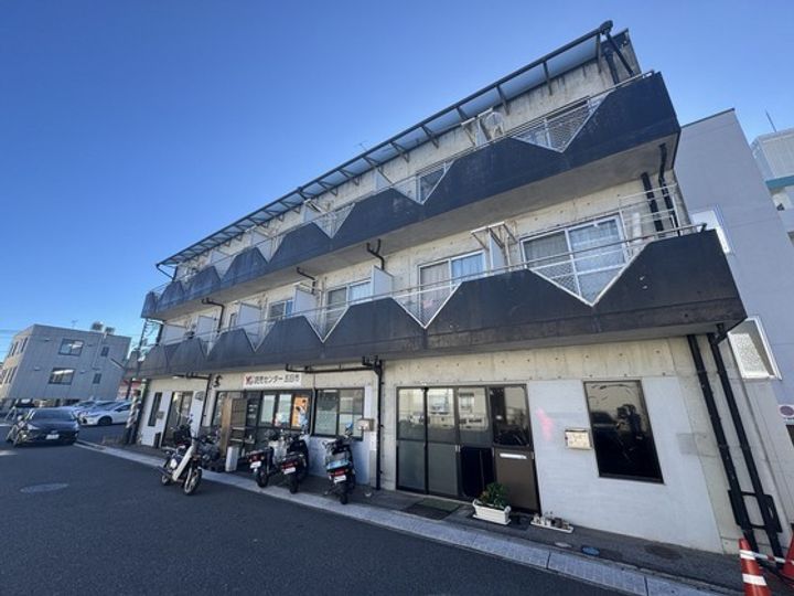 Y・M5の外観