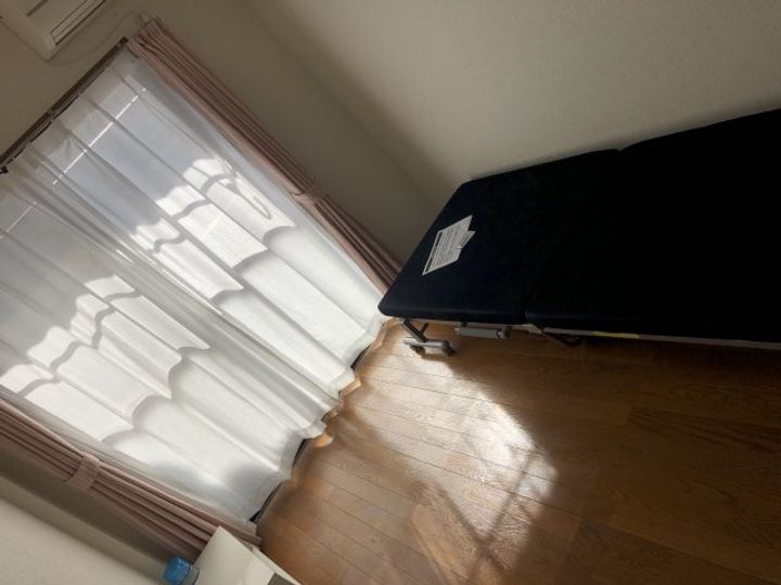 埼玉県東松山市美原町1(マンション)の賃貸物件の居間