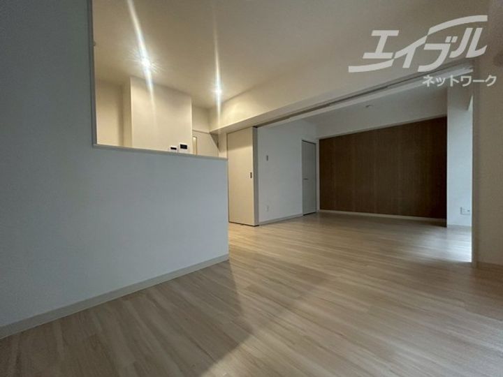 紙谷第3マンションの居間