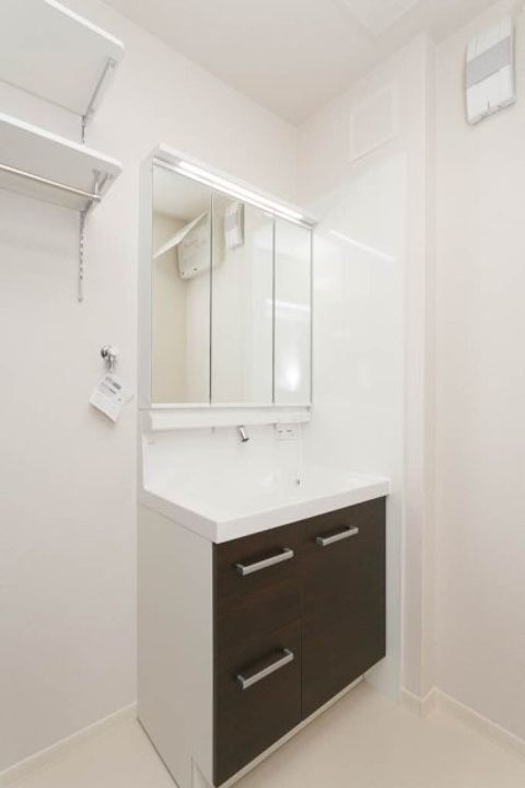 滋賀県米原市下多良3(マンション)の賃貸物件の内装