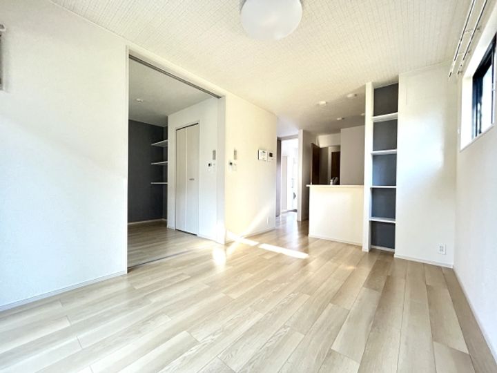 グラースSAM IIIの居間