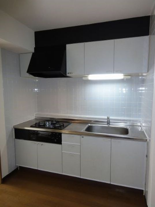 カトルズ中田IIのキッチン