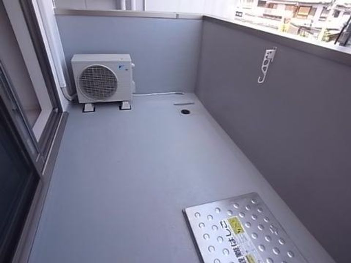 アベニュー岡の内装