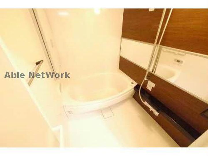 シャーメゾンコンフォーザ八反田の風呂