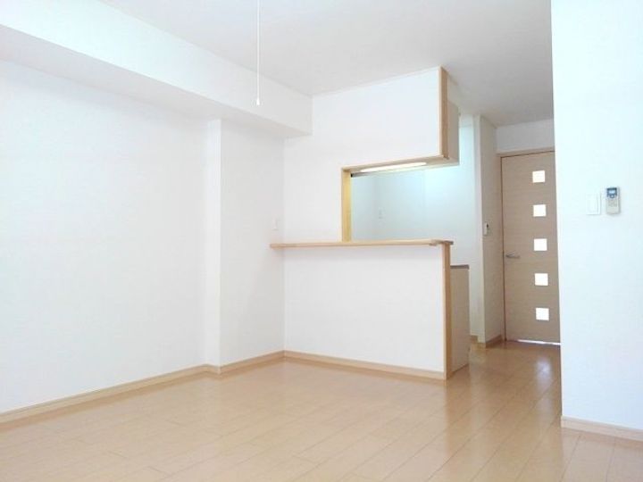 東京都稲城市大丸(アパート)の賃貸物件の居間