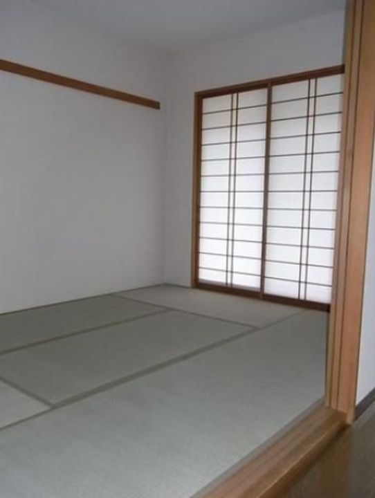 東京都中野区本町1(マンション)の賃貸物件の居間