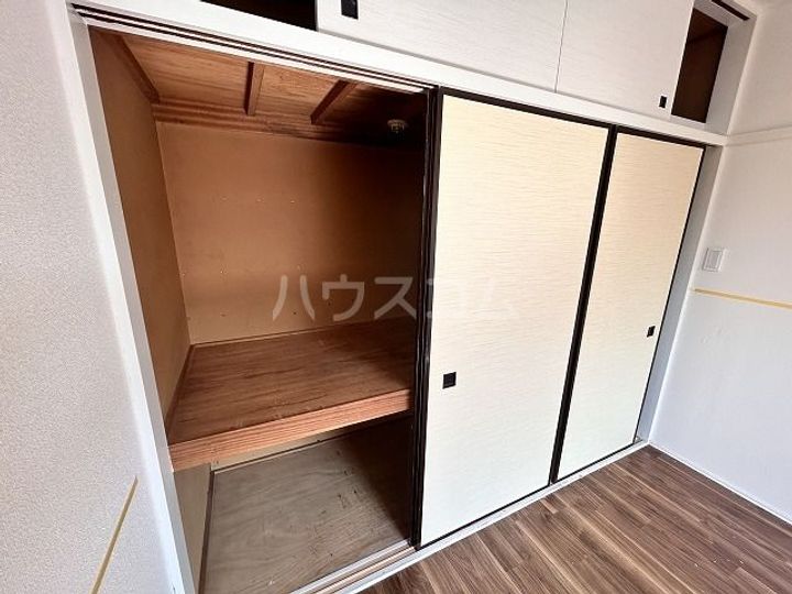 アーデルホームの内装