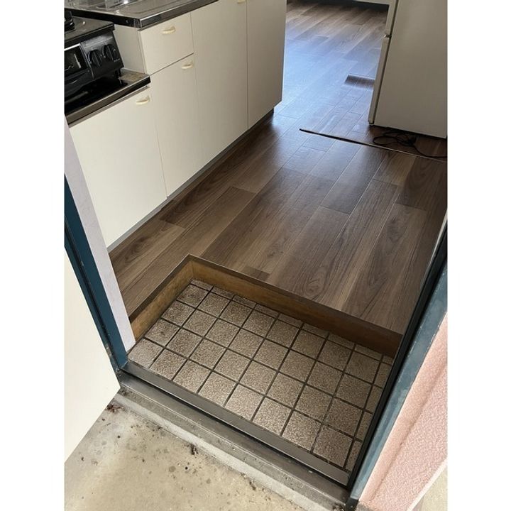 メゾンデエスポワールIIの玄関