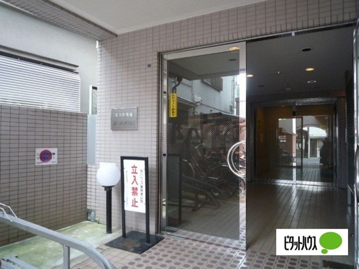 横浜阪東橋ガーデンハウスの地図
