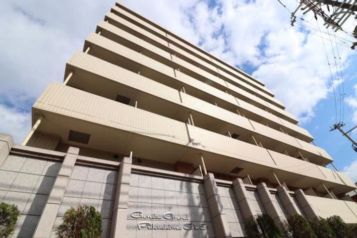 ジュネーゼグラン福島Ebieの外観