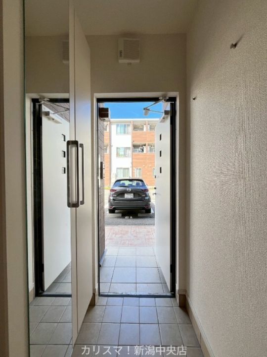 ファシールVの玄関