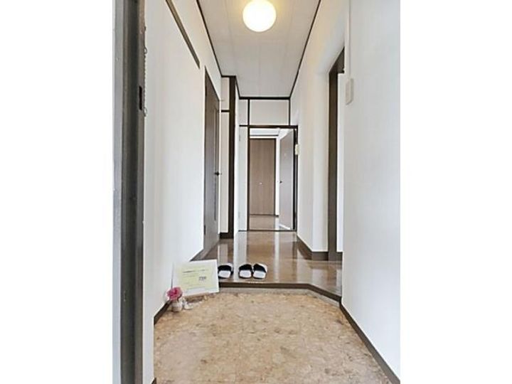 愛知県名古屋市名東区社が丘2(マンション)の賃貸物件の玄関
