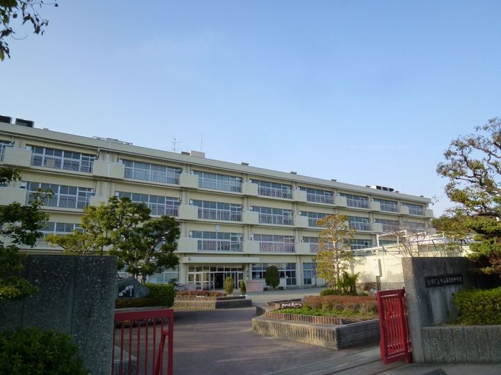 中山五月台14号棟の周辺