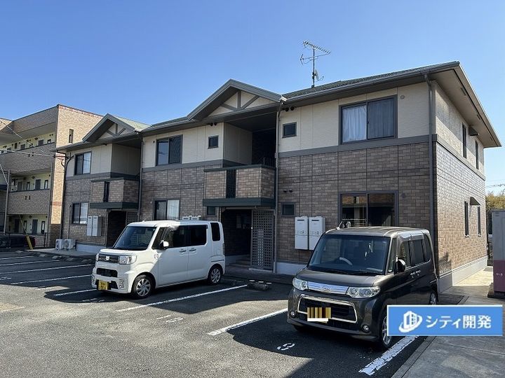 リージャ・パレ B棟の外観