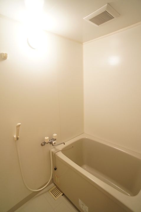 カトルセゾンの風呂