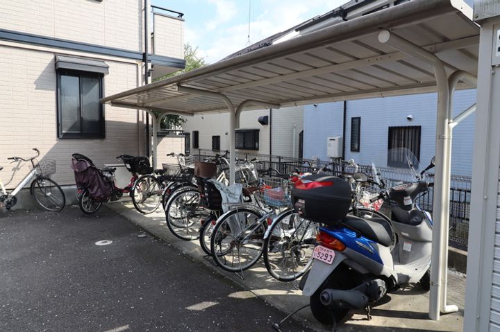 メゾン小柳の地図