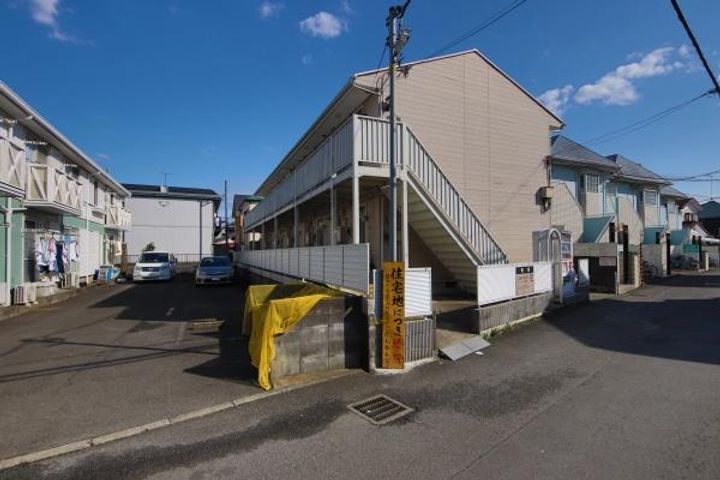 神奈川県厚木市妻田東3(アパート)の賃貸物件の外観