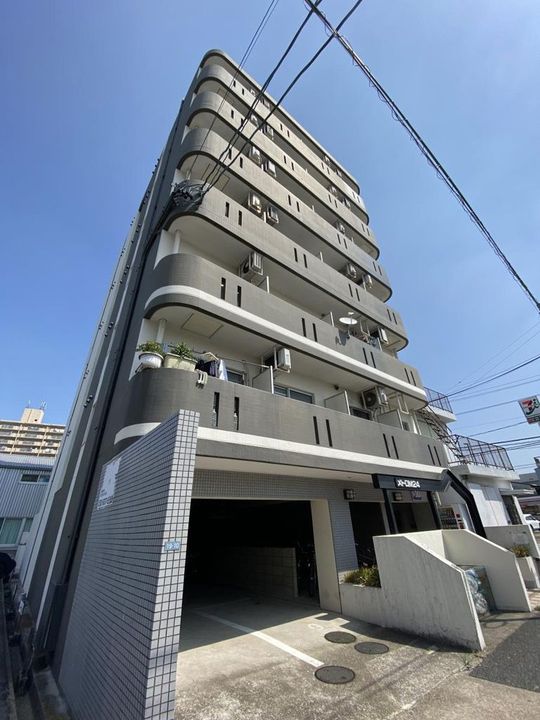 メトロM24の外観