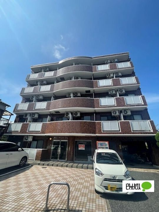 メゾンドリバージュの外観