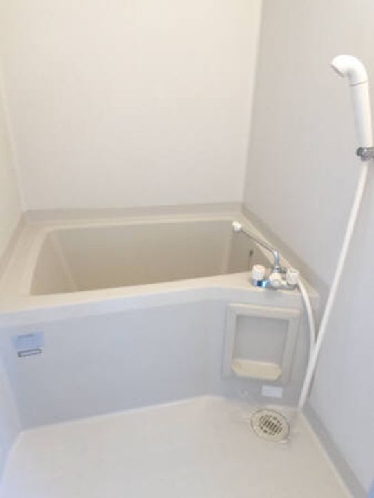 広島県福山市東深津町1(アパート)の賃貸物件の風呂