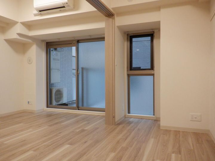 プレサンス新大阪クレスタの居間