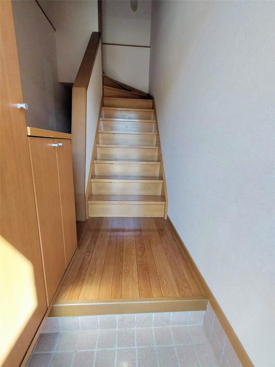 長野県駒ヶ根市下平(アパート)の賃貸物件の玄関