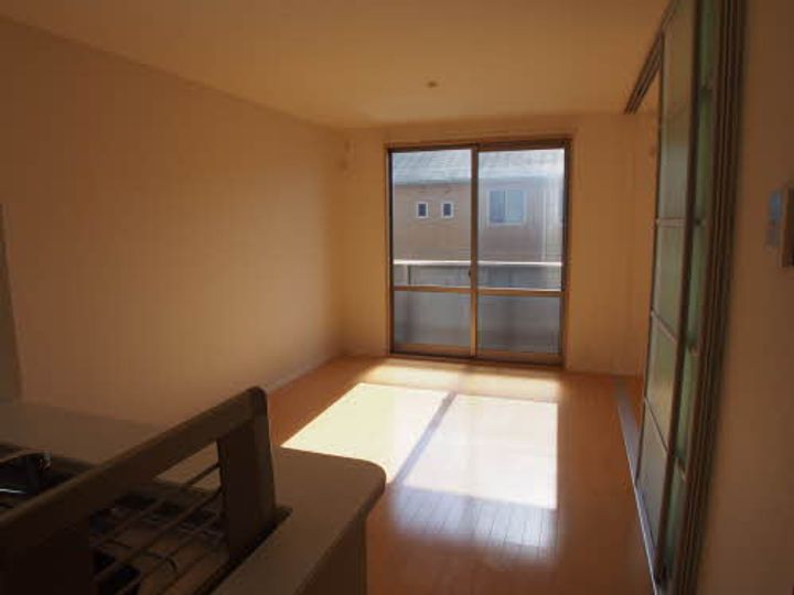 熊本県熊本市西区戸坂町(アパート)の賃貸物件の居間