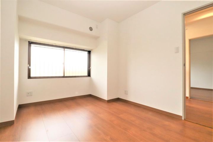 ベルクラーテ倉敷東町の居間