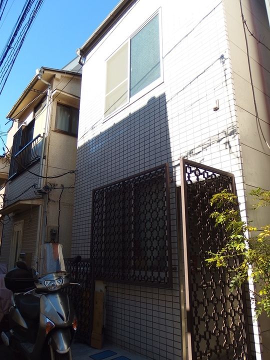 ルイ南麻布の外観