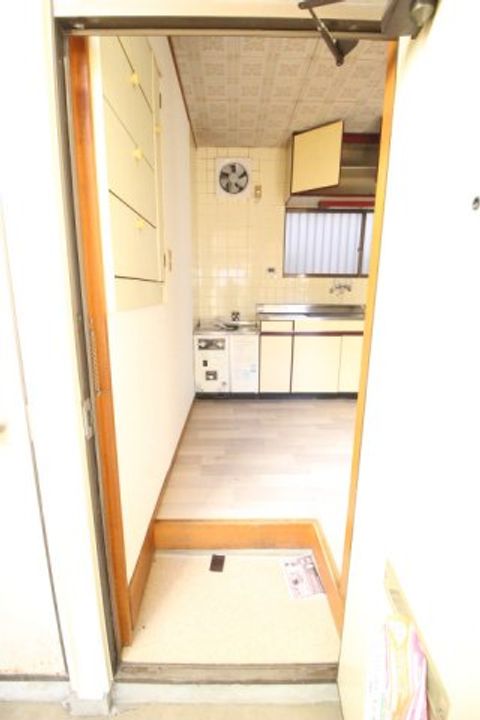 第6南コーポの玄関