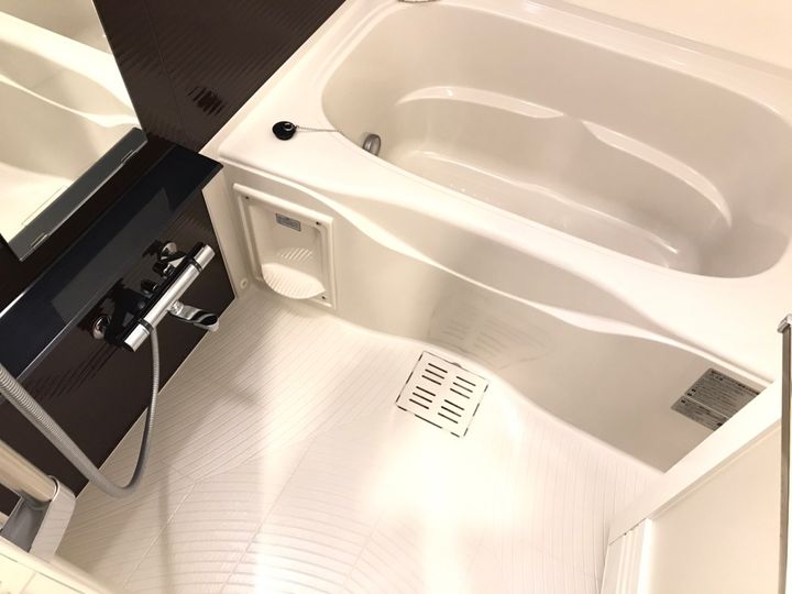 エステムコート谷町九丁目の風呂