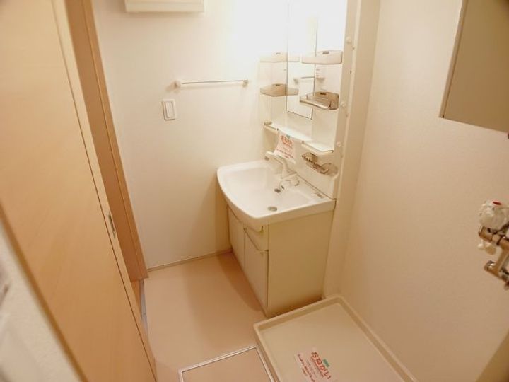 グロリアス カーサ本町の内装