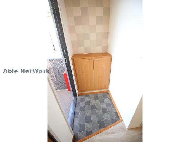 グリーン岡Bの玄関