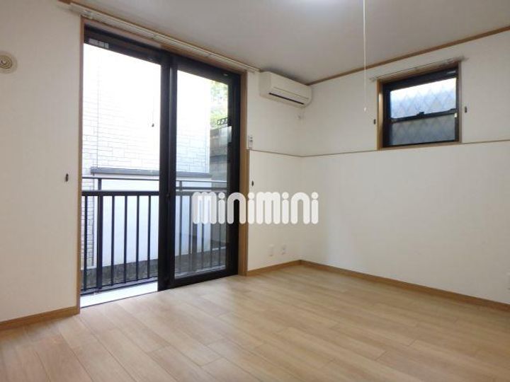 SRコーポC棟の居間